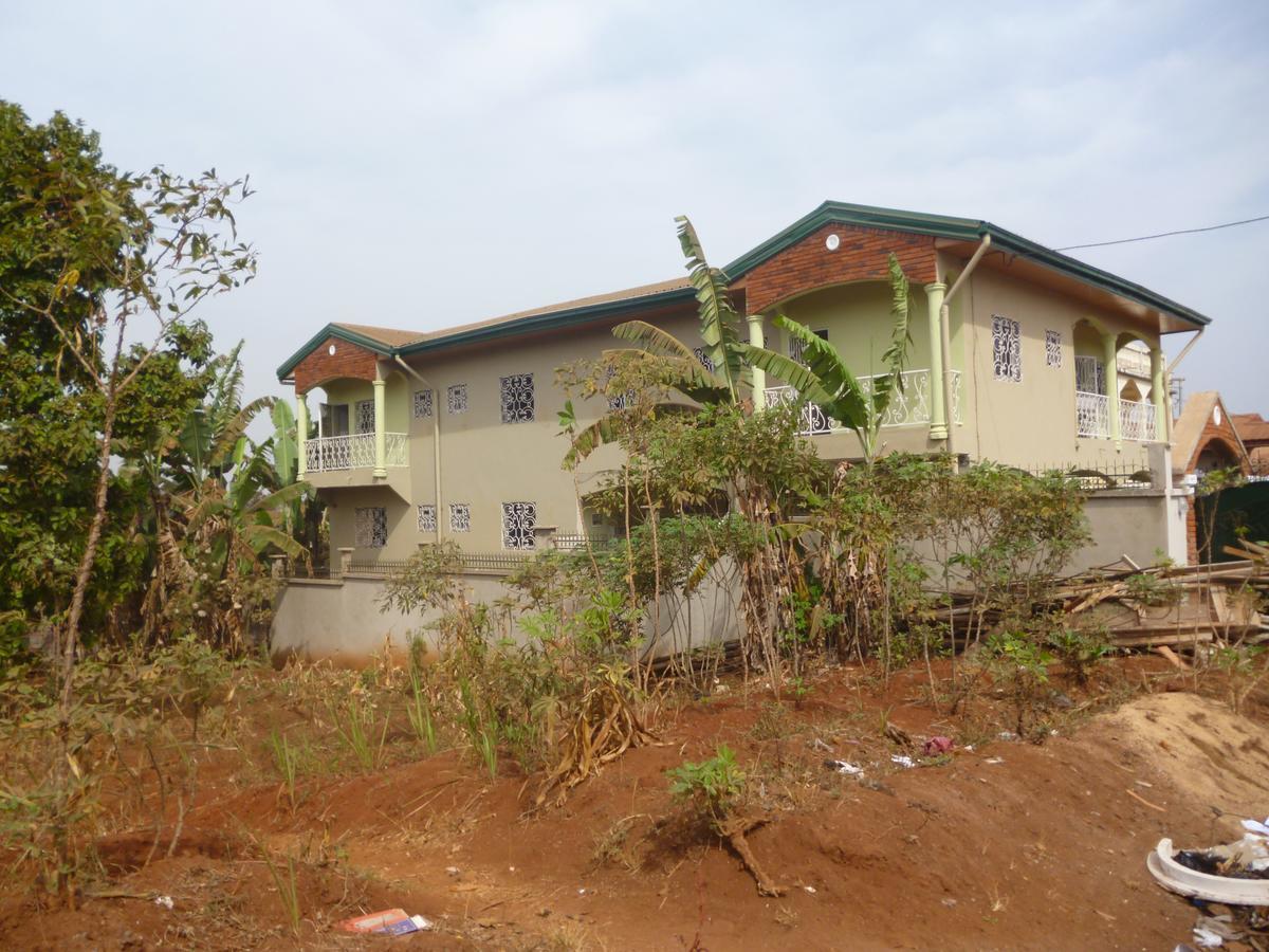 Residence Pascale Bafoussam Exterior photo